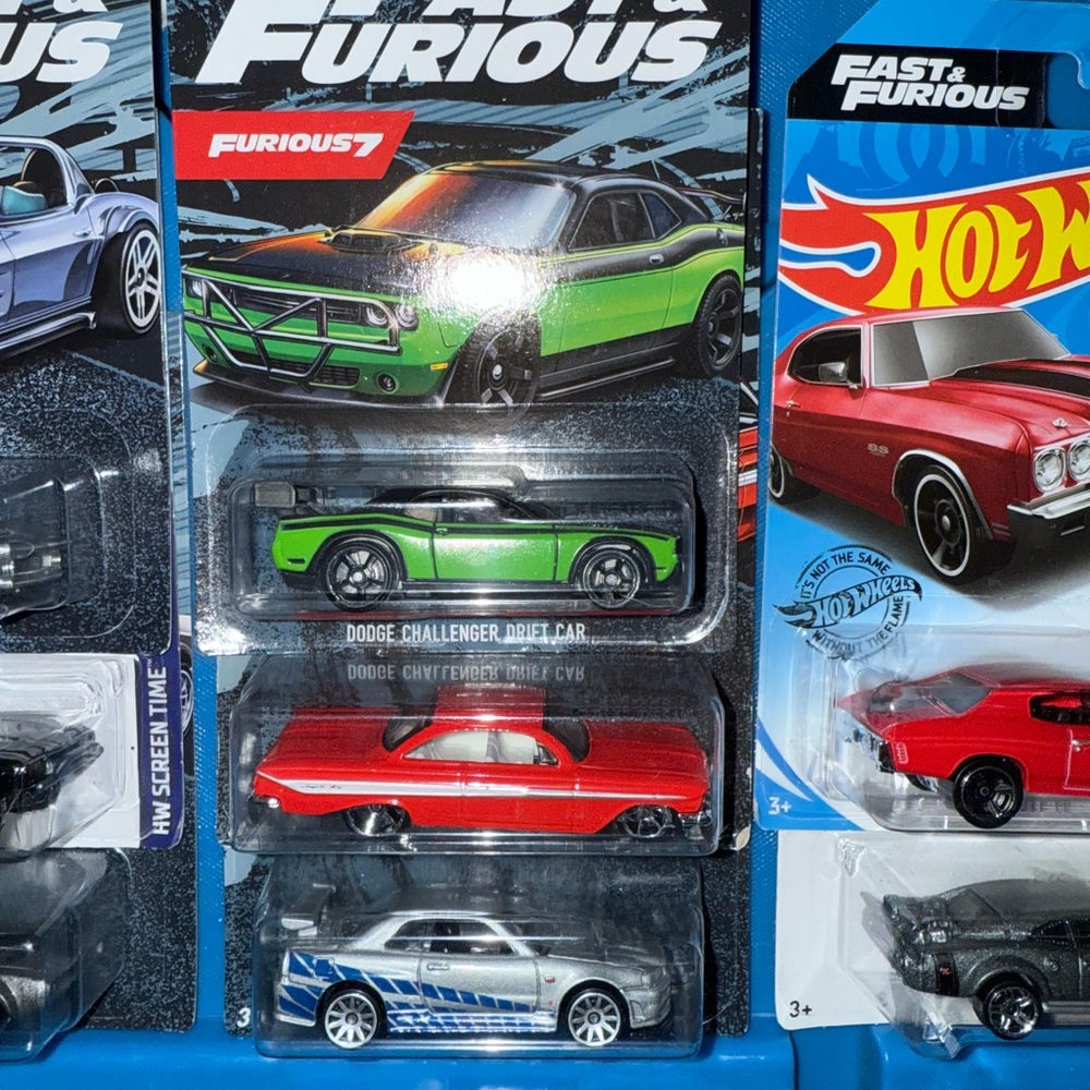 Hot Wheels Fast & Furious Die-Cast Car Collection - Picture 5 of 5